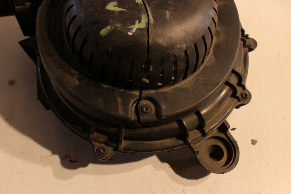 фото №9, Вентилятор воздуходувка 290924004r двигателя renault zoe