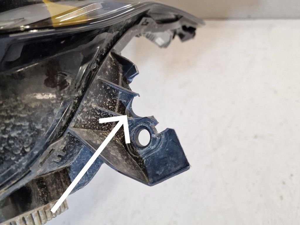 фото №9, Land rover discovery 5 v лампа левая led high my42-13w030hb