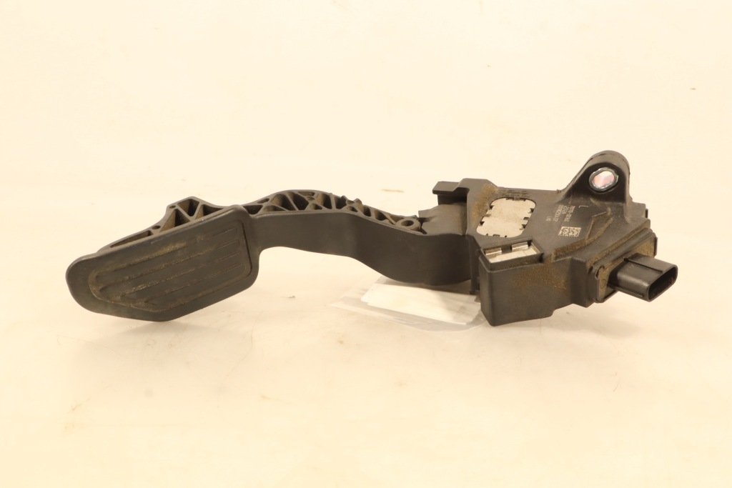 Купити Toyota yaris iii 11-14 5d педаль газу 1,0 b 1krb52