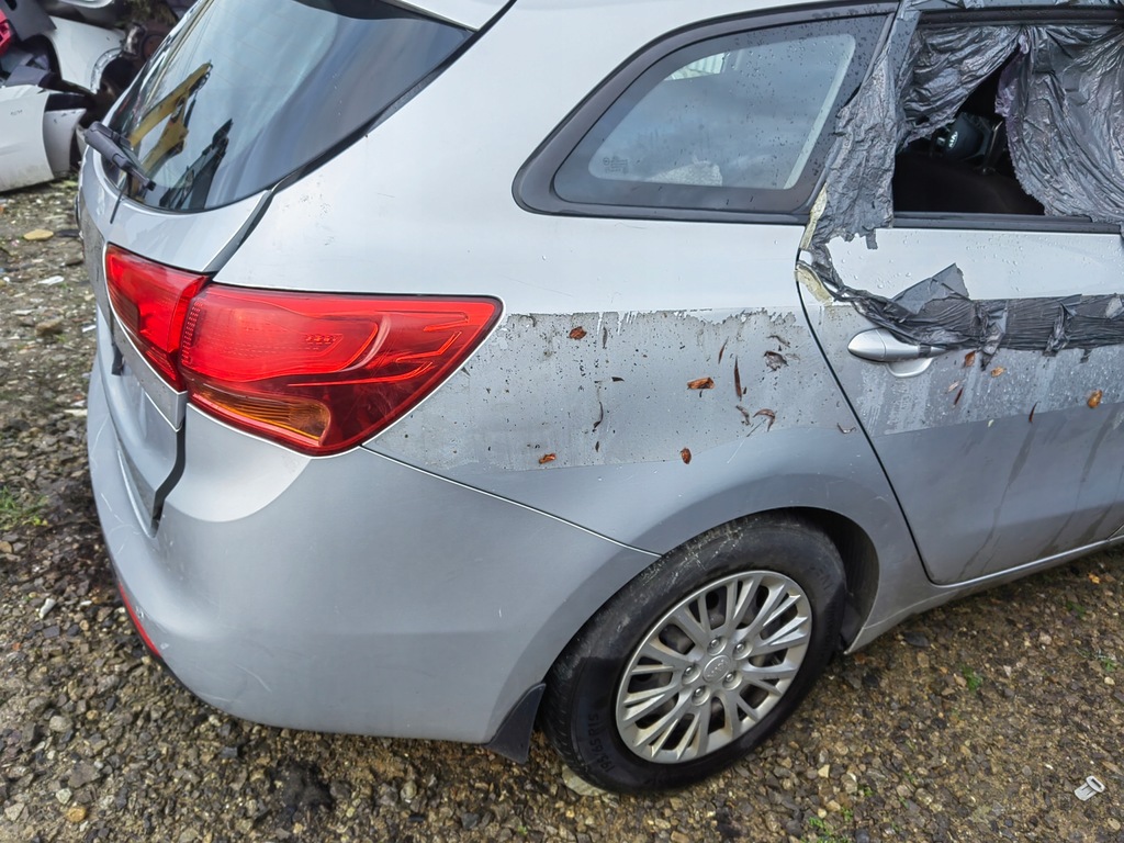 фото №1, Крила правий задня чверть kia ceed ii 12-18 kombi