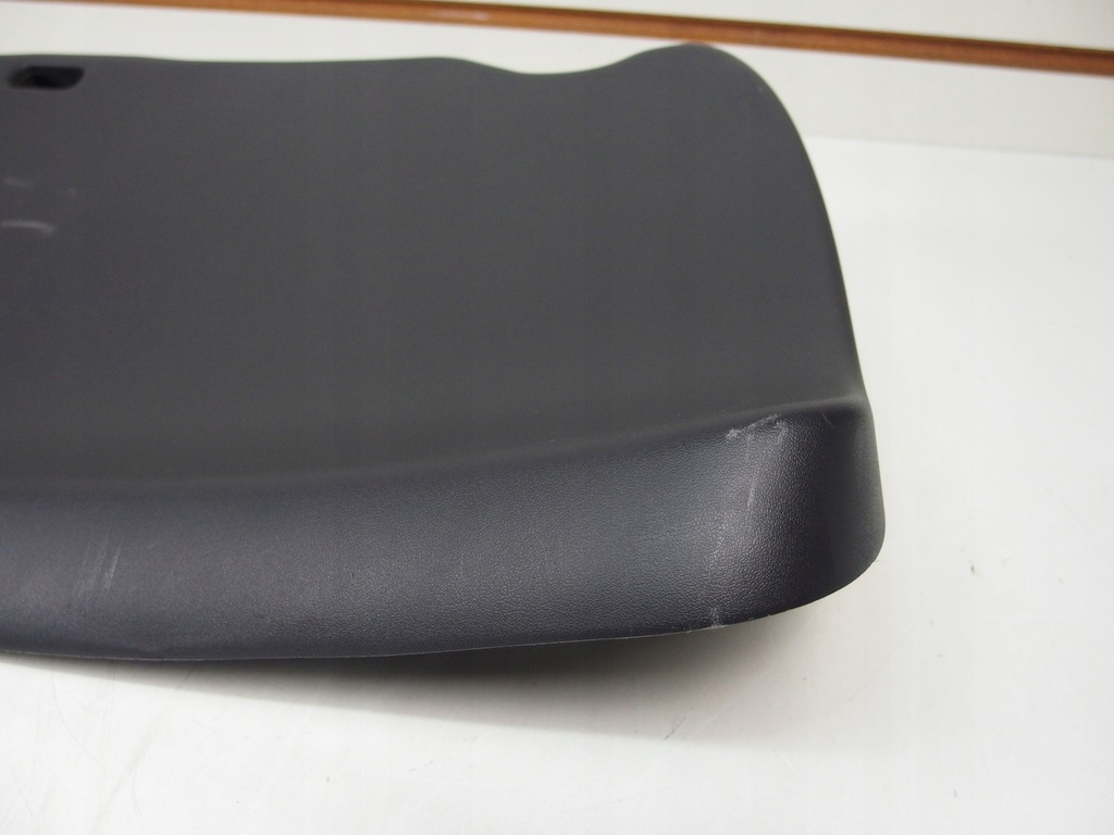 фото №12, Панель крышки багажника заднего tesla 3