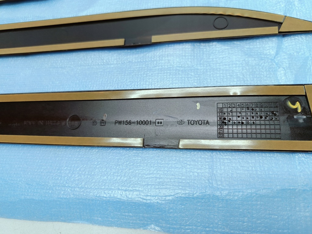 фото №9, Toyota c-hr 16- накладки декоративні двері червоні nowe комплект pw156-10000-dh