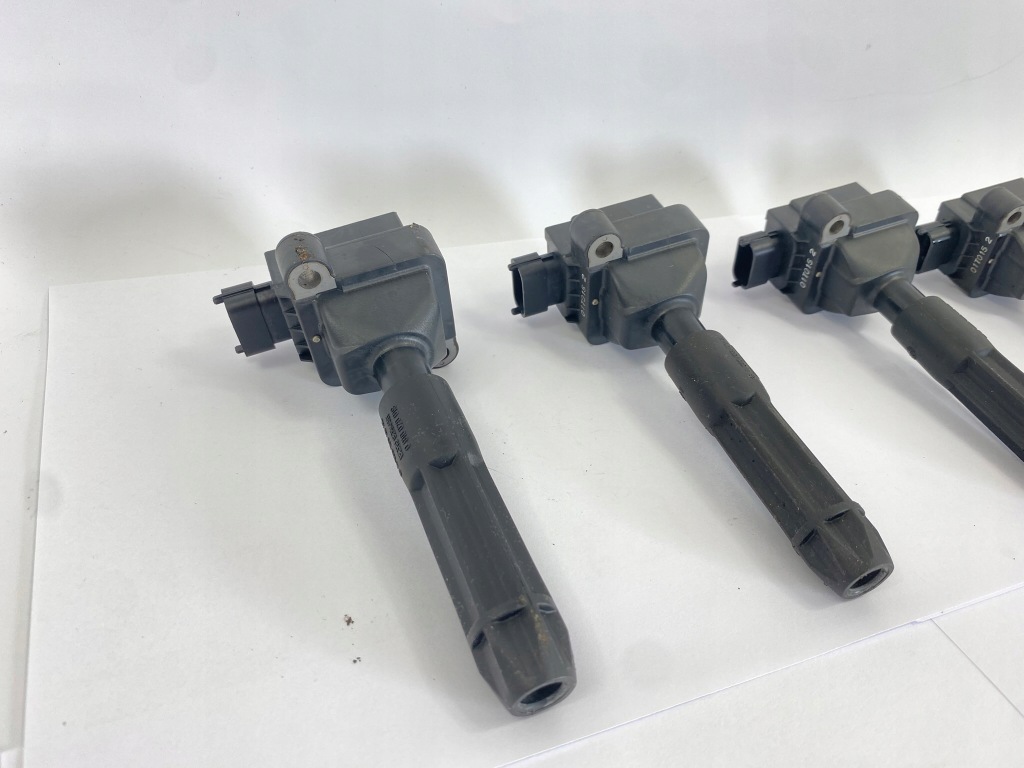 Комплект катушек зажигания катушка зажигания катушки mercedes w203 0001501780 Цена