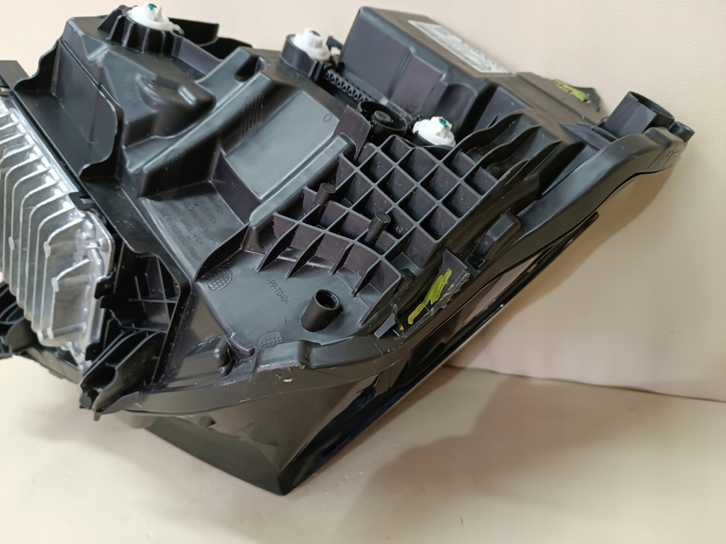 фото №14, Volvo ex30 фара лампа права передня 80000628 1ex2938