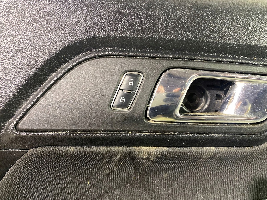 фото №5, Ford mustang vi обшивки / обшивка двері передніх