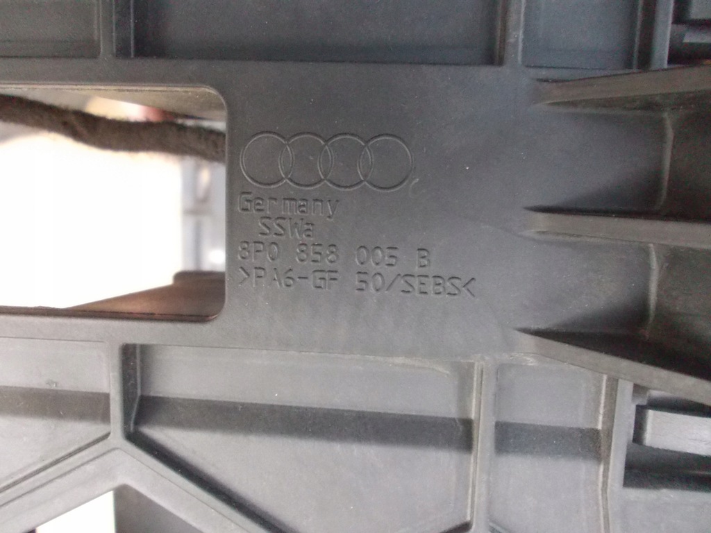 фото №8, Рамка радіо audi a3 8p 8p0858005b