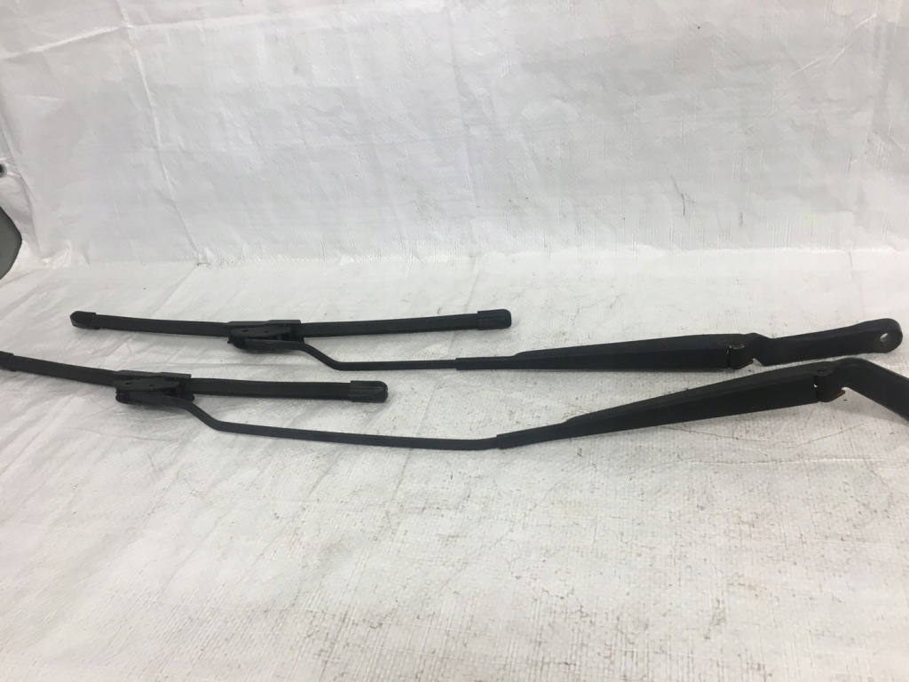 Важелі двірник передніх 1j1955410a 409a Недорого