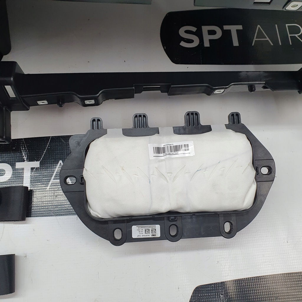 фото №8, Zafira d панель приладів консоль подушки безпеки ремені подушка безпеки