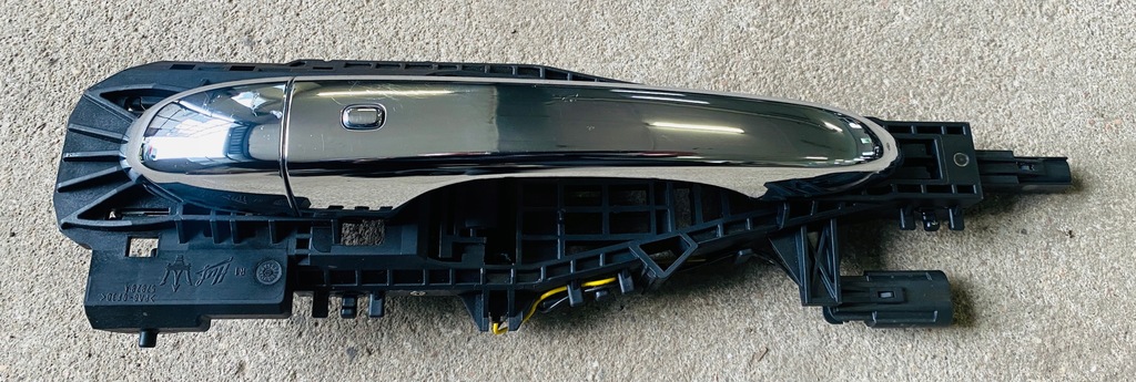 фото №1, Maserati levante ручка двері p68194120ab p