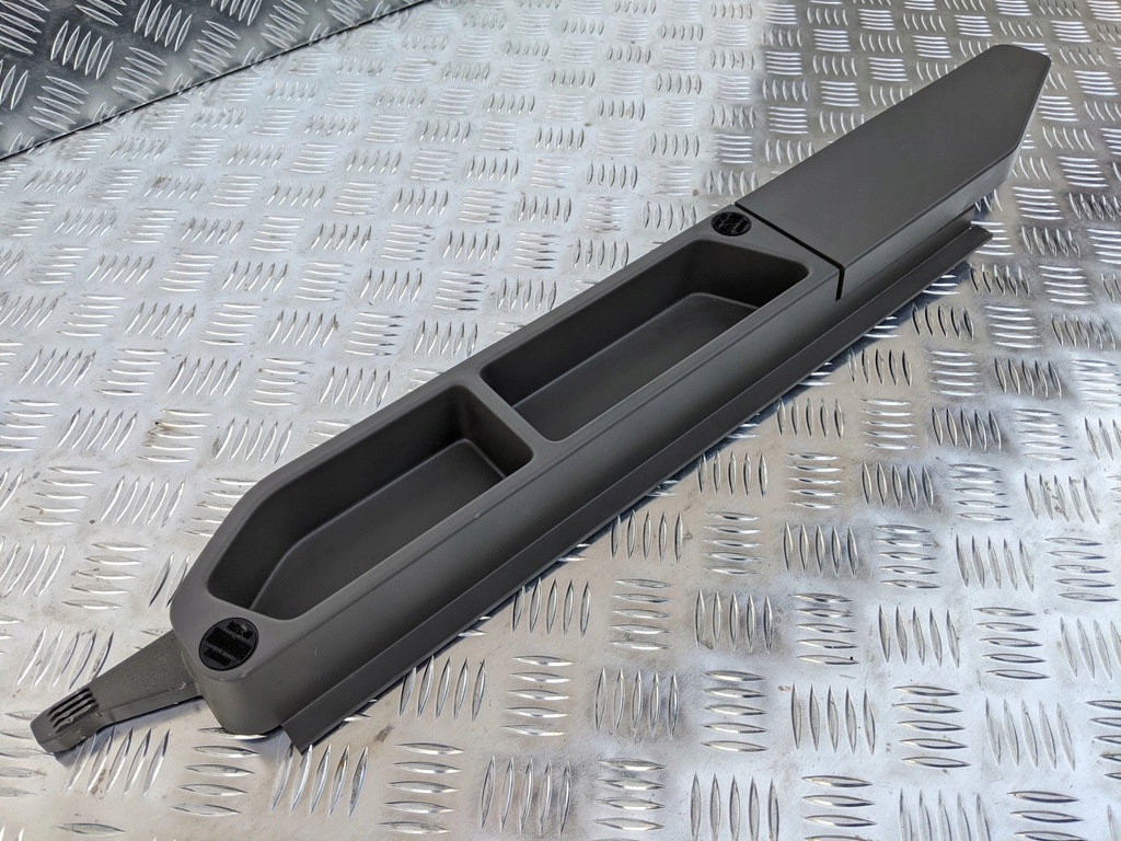 фото №2, Молдинг салонная внутренняя scania r s левая сторона