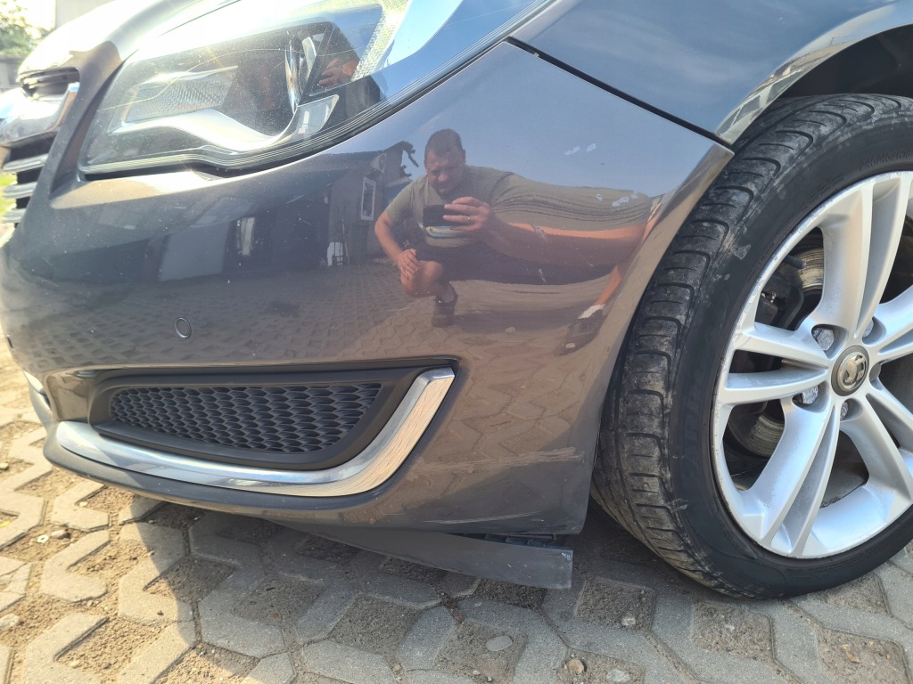 Бампер передній 4 pdc opel insignia a рестайлінг  z190 Доставка