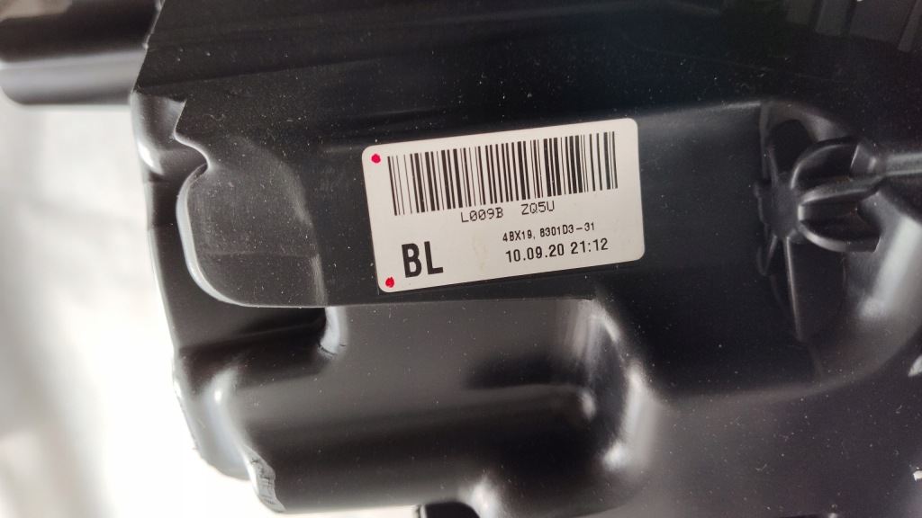 Mitsubishi outlander рестайлинг  full led левый правый фара фара Киев