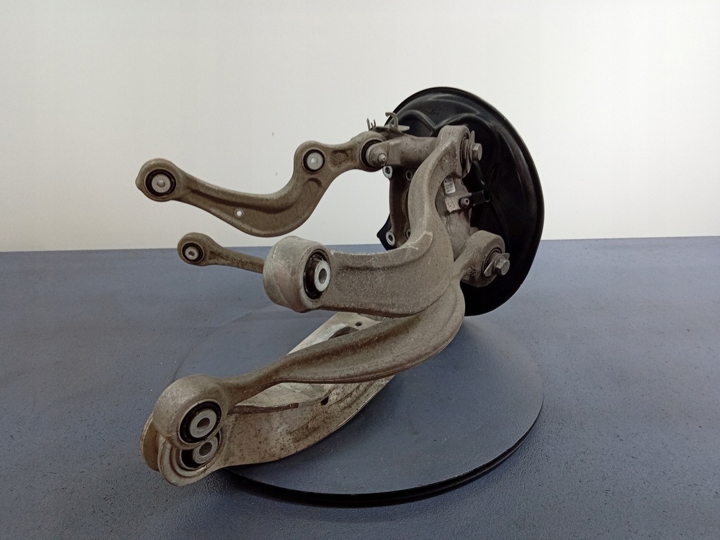 фото №4, Audi q7 ii 4m поворотный кулак задняя правая 4m0505432af