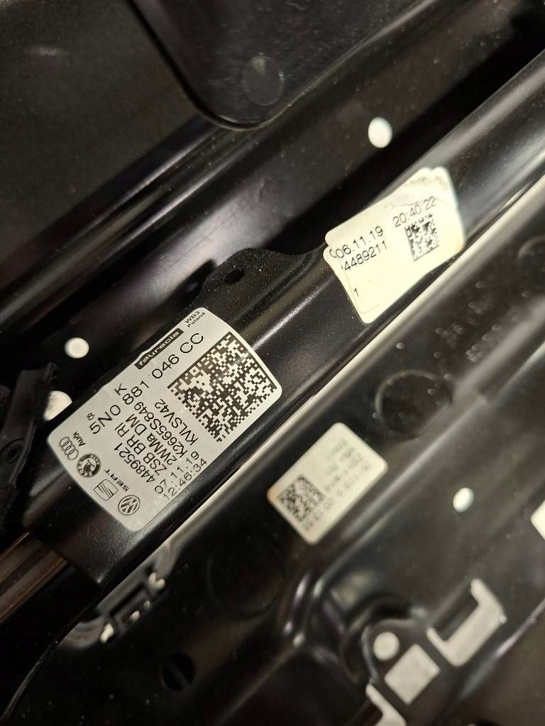 Vw touran iii 2019 passat b8 audi a3 8v каркас сиденье пассажира 5q4881106 с Разборки