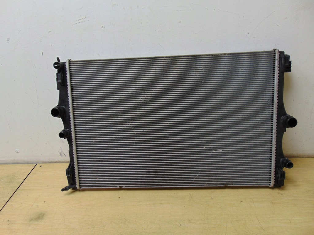 фото №9, Радиатор wody mercedes w177 w247 a2475000203