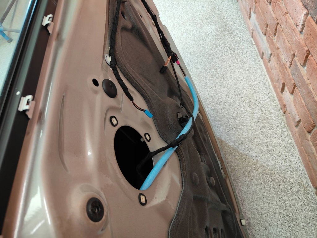 Mini cooper countryman f60 дверь правый  задняя правое  задняя c2k melting silver Недорого