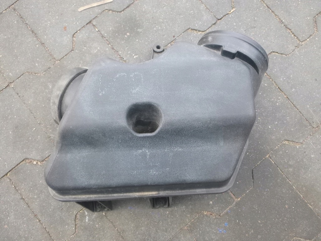 фото №1, Chrysler town country 11- 3.6 резонатор корпус