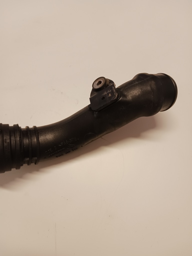 фото №5, Шланг воздуха 1.5 dci renault 8200296982