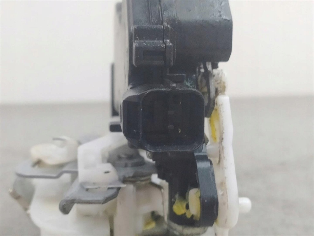 фото №6, Замок двері правий задня mitsubishi lancer viii 1.6 117km 4a92