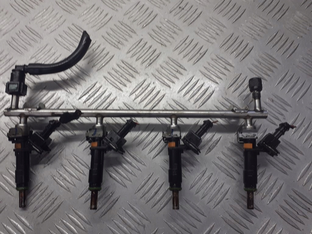 фото №1, Молдинг упорскування fiat croma ii 1.8