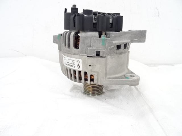 Renault megane 2 1.9 dci генератор 8200667610 новый с Разборки