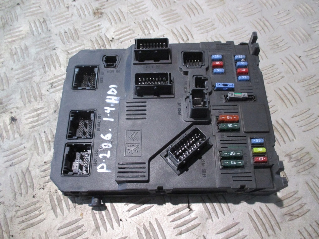фото №1, Peugeot 206 hb 98- модуль блок управления коробка bsi 9652474780