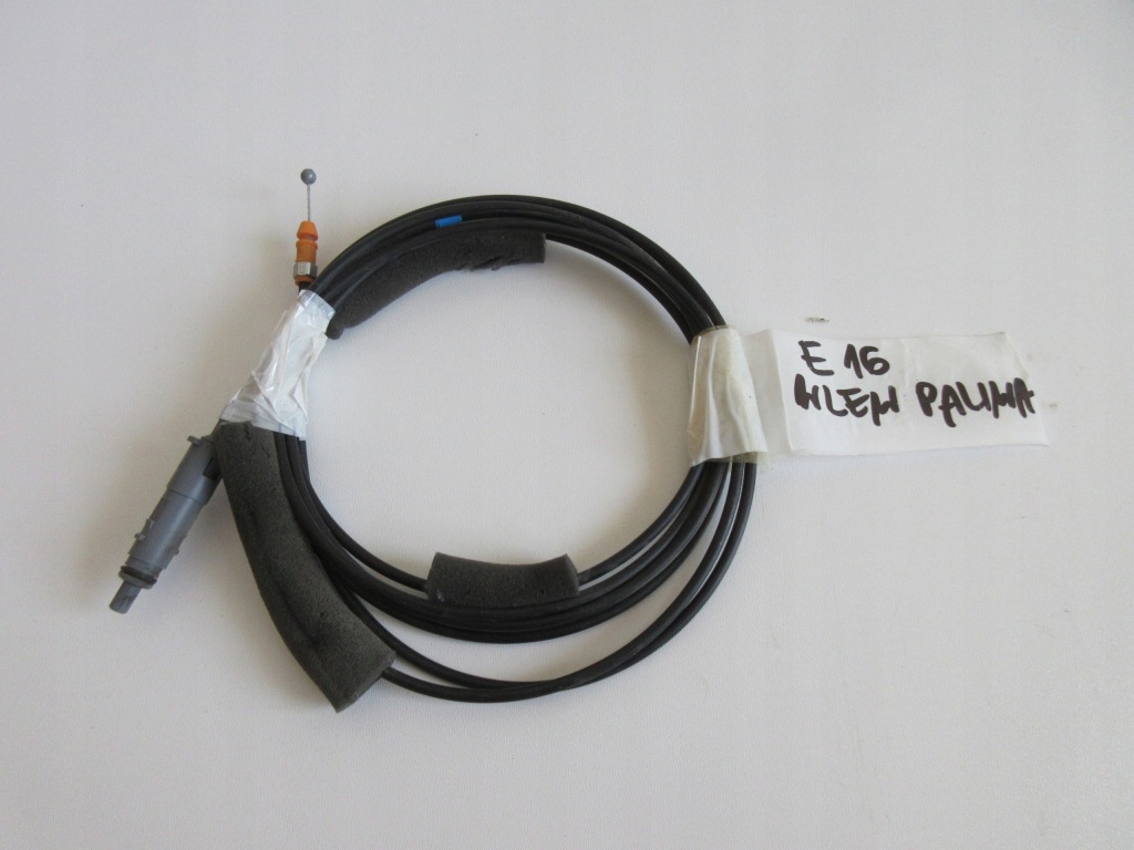 фото №1, Corolla e16 трос тяга крышка заливной топлива