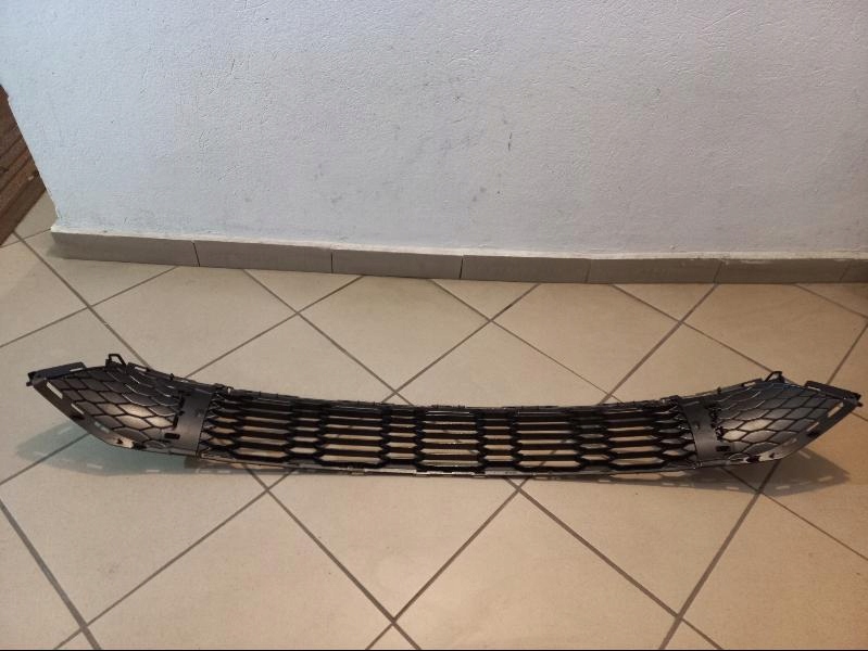 фото №10, Решётка средняя бампера toyota c-hr chr lift