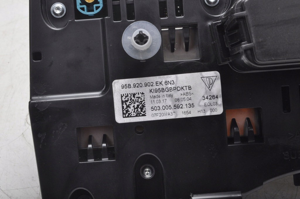 фото №9, Porsche macan 3.6 счетчик приборы 95b920902ek anglik