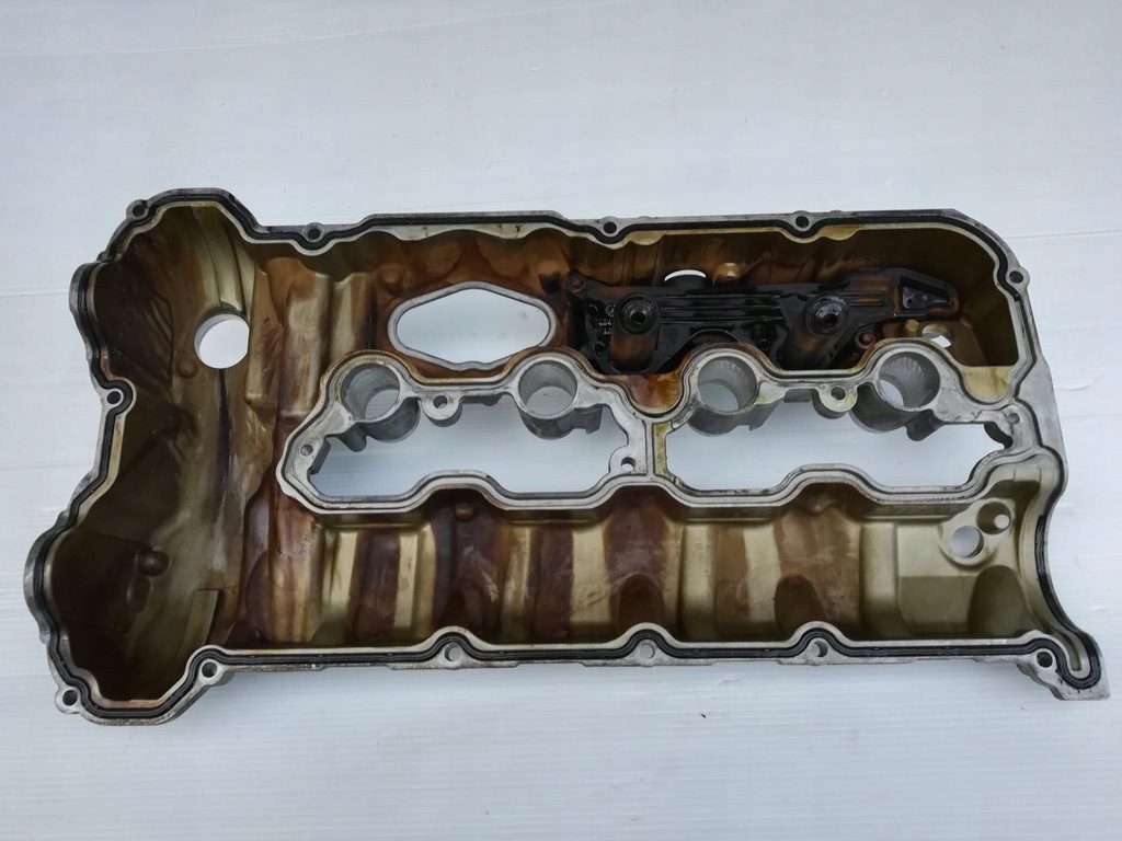 фото №6, Bmw f01 f07 f10 крышка клапанов правая n63 4.4