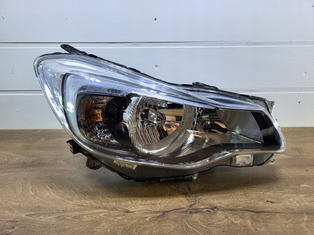 фото №1, Subaru xv 11- лампа перед передня права p9934 4