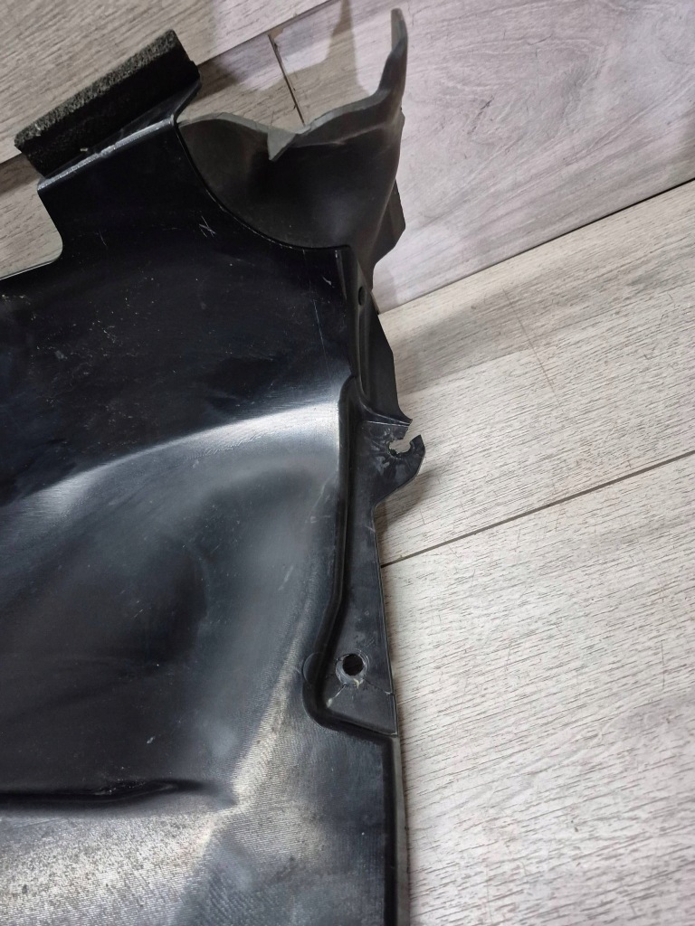 Купить 15124. ferrari f8 руль воздуха левая 862162