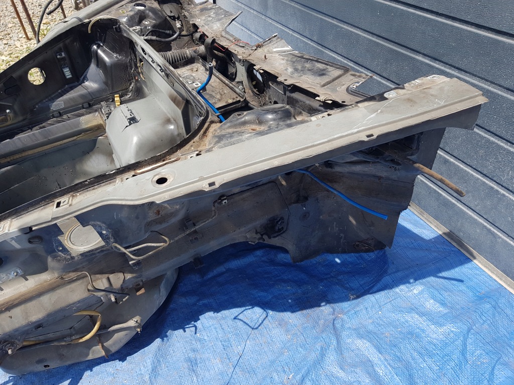 Четвертина піддон ремінь передній лонжерон перед porsche boxster 986 Зі Шроту