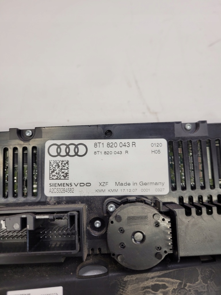 фото №6, Панель кліматронік audi a4 a5 q5 8t1820043r