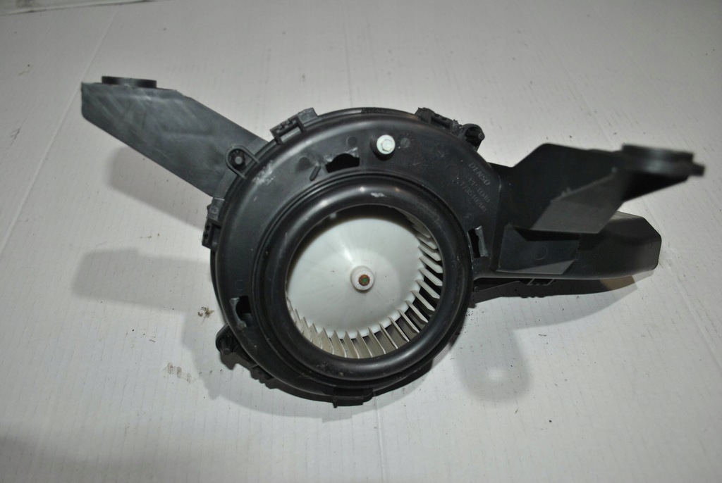 фото №1, Воздуходувка обдув вентилятор citroen c4 picasso 173510000