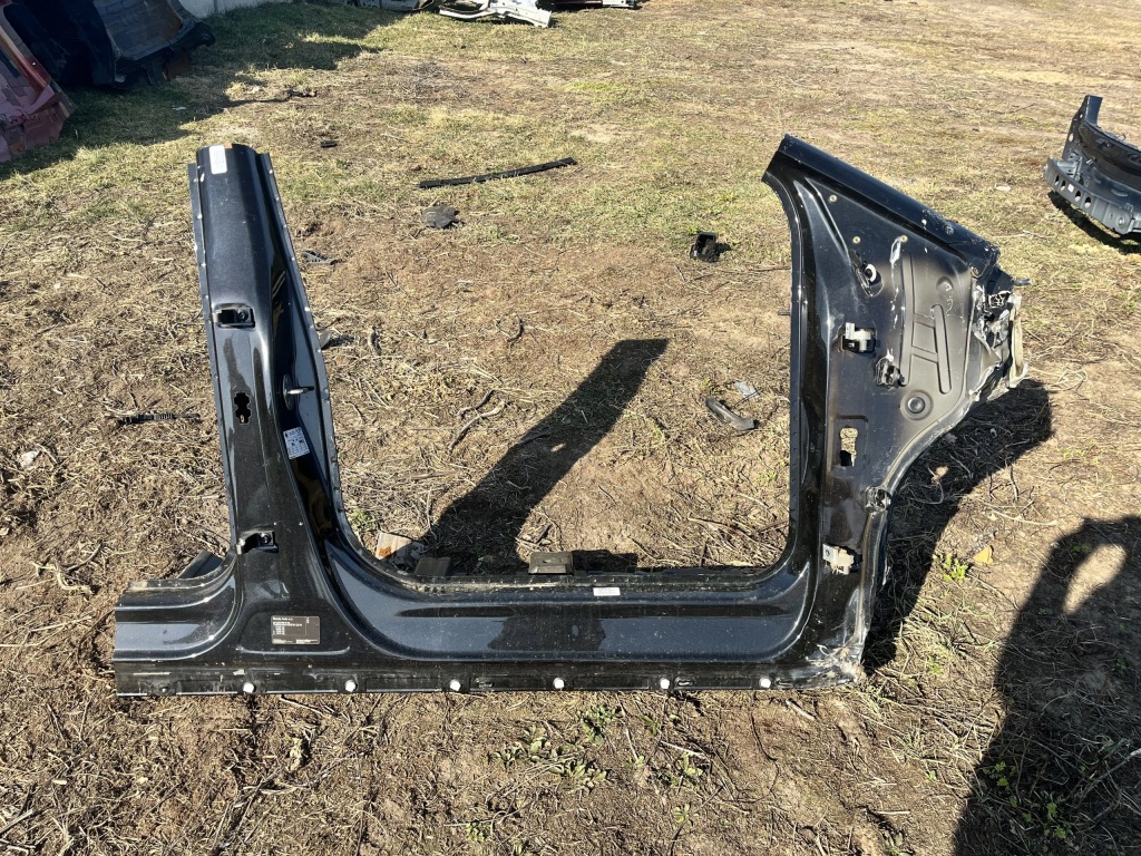 фото №1, Порог полный длинный правый skoda enyaq lf9r