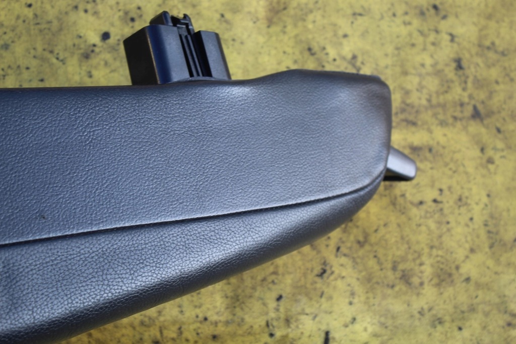 фото №5, Підлокітник сидіння лівий задня volvo s60