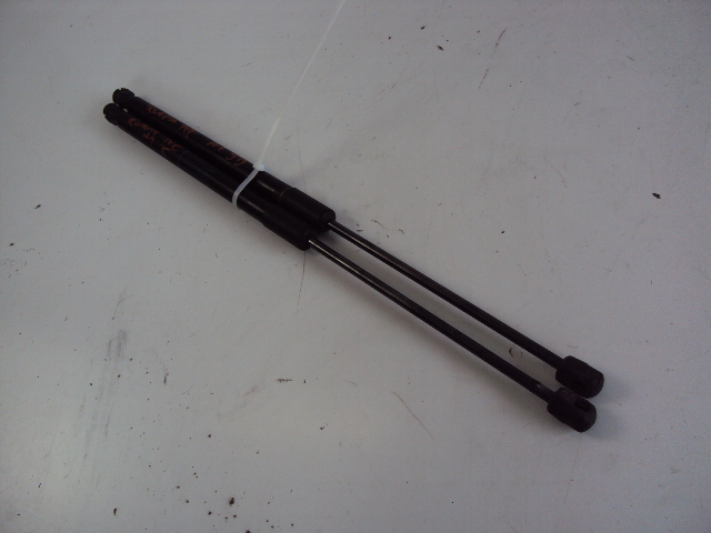 фото №1, Амортизаторы крышки задняя audi a1 1.6 tdi 5d 12r