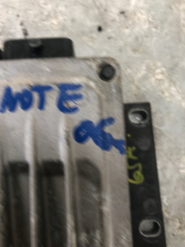 фото №6, Бортовой компьютер двигателя nissan note e11 8200399038