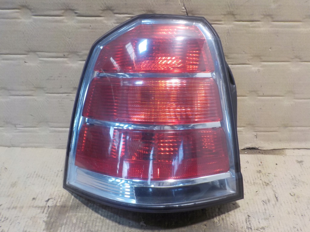 фото №1, Лампа левая задняя, opel zafira b
