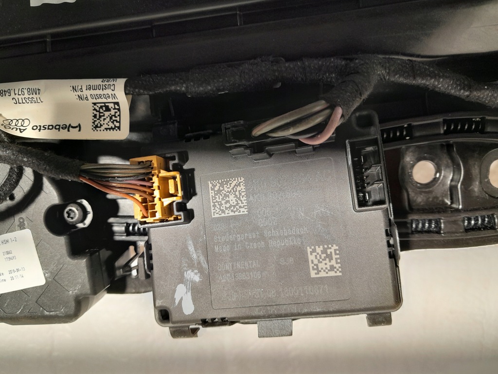 фото №8, Audi q8 4m люк панорама 4m8877041 3g5877795 4k0907594ac