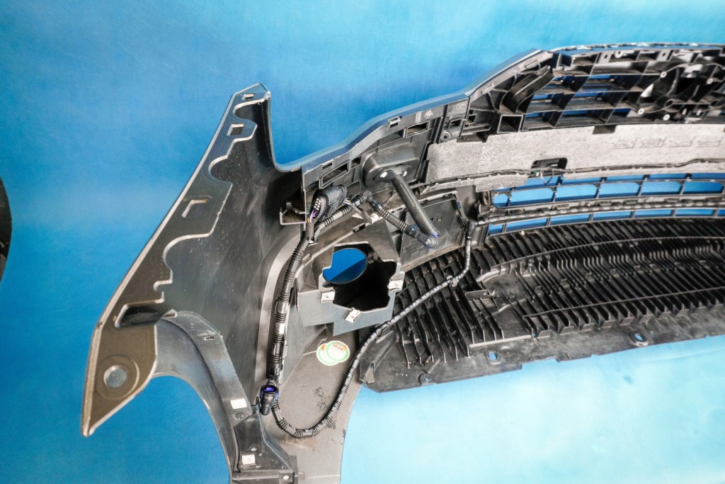 Бампер передній перед kpl камера audi a7 4g8 lift 4g8807065at 7p6980551c в Україні