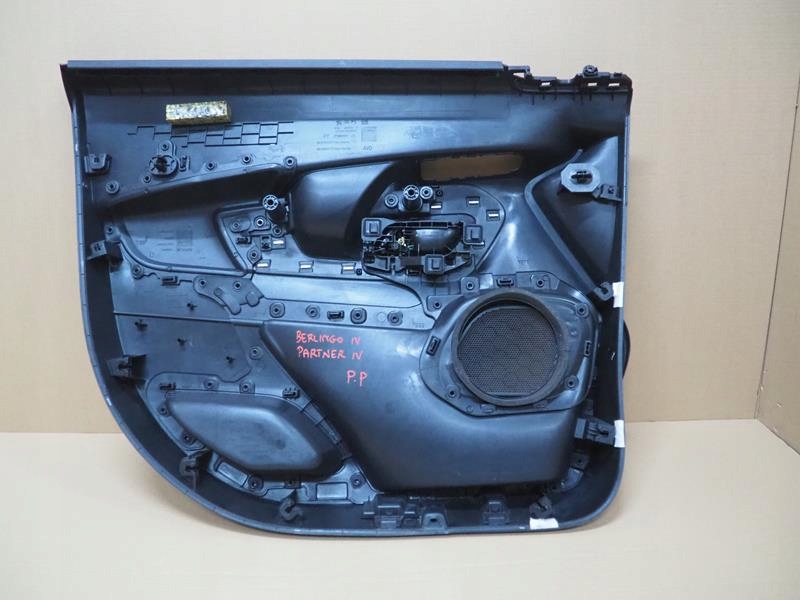 фото №6, Оббивка двері праве передні berlingo iv partner iv proace city combo e