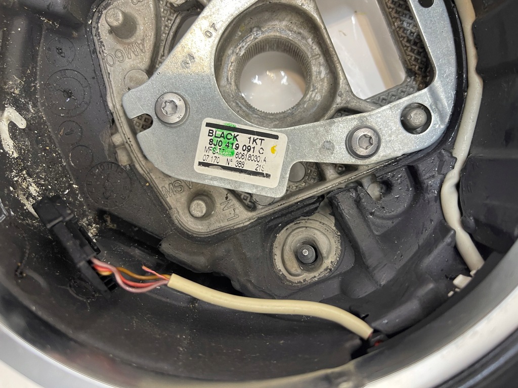 фото №11, Audi tt 8j воздуховод лепестки переключения 8j0419091c