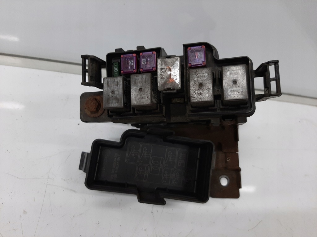 фото №5, Hyundai ix35 2.0 crdi коробка запобіжників