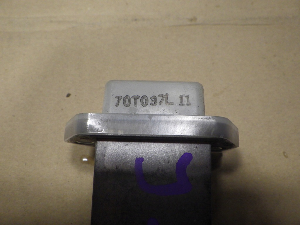 фото №4, Резистор резистор вентилятор qashqai j10 70t037l