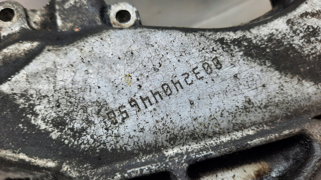 фото №8, Корпус крышка распределительного вала 1s7g-6059-aj ford mondeo mk3 1.8b