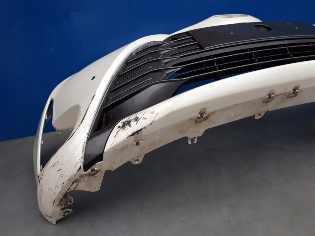 фото №8, Toyota yaris iii lift 2017 17- бампер передний