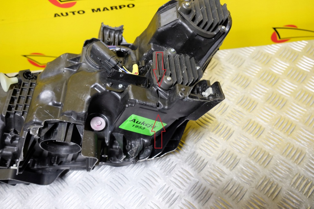 Acura zdx 2024 - фара фара full led правый  америка Недорого