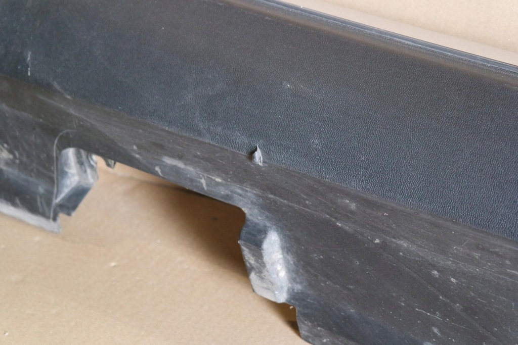 Направляющая порог правая ml w166 a1666980354 Недорого